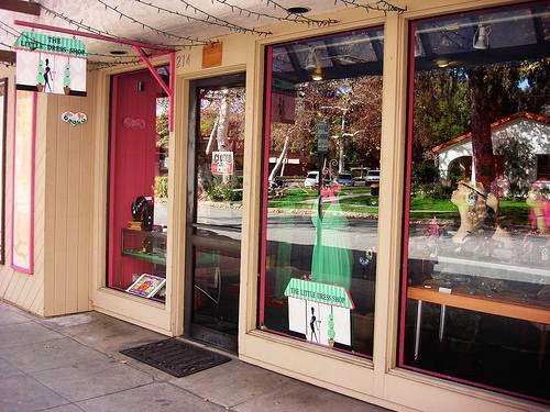 The Dress Shop, 214 W 2nd St, Claremont, CA 91711, USA, 
