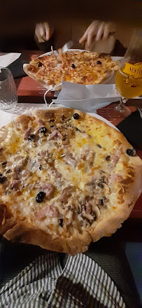 Plats et boissons du Pizzeria Le Francaro Pizzéria à Lannemezan - n°18