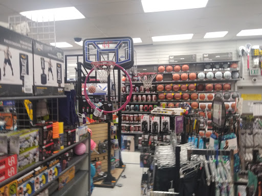 Sporting Goods Store «Big 5 Sporting Goods», reviews and photos, 7111 Eastern Ave, Bell Gardens, CA 90201, USA