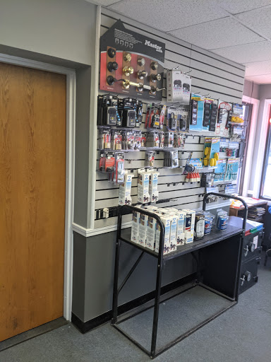 Locksmith «McGuire Lock & Safe», reviews and photos, 4800 NE Vivion Rd, Kansas City, MO 64119, USA