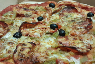 Photo n°15 de Pizza Farandole (camion) à Saint-Aupre ()