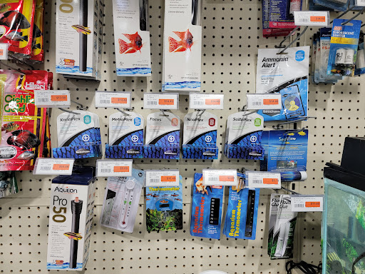 Pet Supply Store «Mini Pet Mart», reviews and photos, 1609 Virginia Ave, North Bend, OR 97459, USA