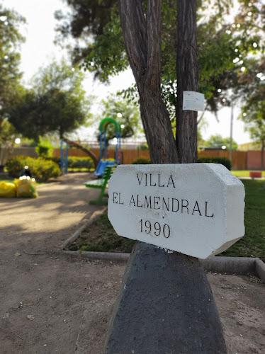 Opiniones de Villa El Almendral, La Florida en La Serena - Campo de fútbol