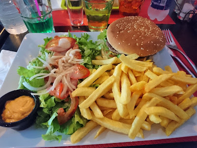 DISTRIBUTEUR à Pizzas La Fringale 24H/24. 7J/7 à Azay-le-Rideau