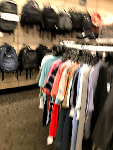 Department Store «Nordstrom Rack Glendale Fashion Center», reviews and photos, 227 N Glendale Ave, Glendale, CA 91206, USA