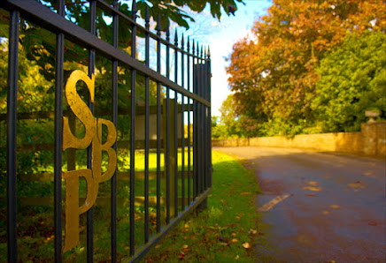 Cameo Training: Leadership and Sales Training and Business Coaching Greenway House, Sugarswell Business Park, Shenington, Banbury OX15 6HW, United Kingdom