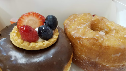 Donut Shop «Sara Donuts», reviews and photos, 2201 Long Prairie Rd, Flower Mound, TX 75022, USA