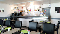 Atmosphère du Restaurant français Restaurant l'Auberge de la Vanne à Fontvannes - n°6