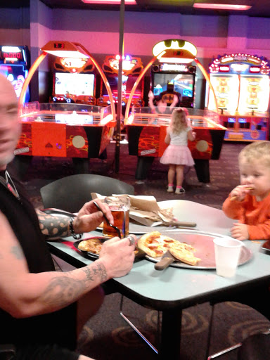 Bowling Alley «AMF Price Lanes Bowling», reviews and photos, 3215 Kirkwood Hwy, Wilmington, DE 19808, USA