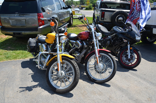 Used Car Dealer «J & S Auto Sales, L.L.C.», reviews and photos, 1347 Fort Campbell Blvd, Clarksville, TN 37042, USA