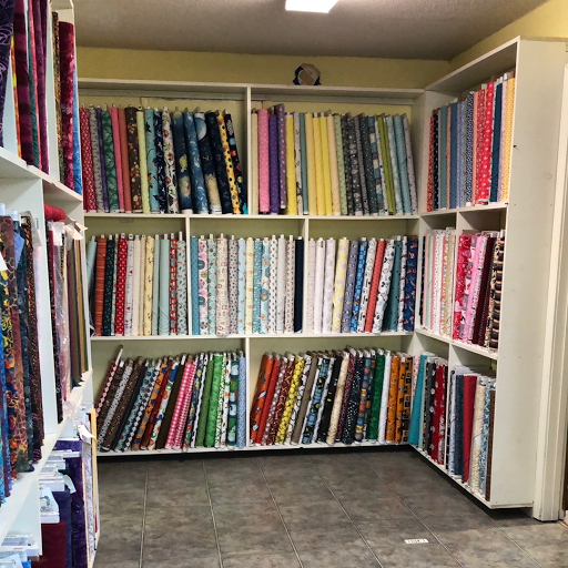 Fabric Store «Cuts & Bolts Fabrics», reviews and photos, 24 Washington St, Chillicothe, MO 64601, USA