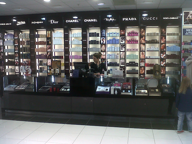 Reviews of The Fragrance Shop in Plymouth - Cosmetics store