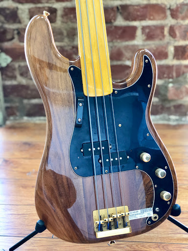 Pawn Shop «Hollywood Pawn Shop & Jewelry», reviews and photos, 3700 San Fernando Rd, Glendale, CA 91204, USA