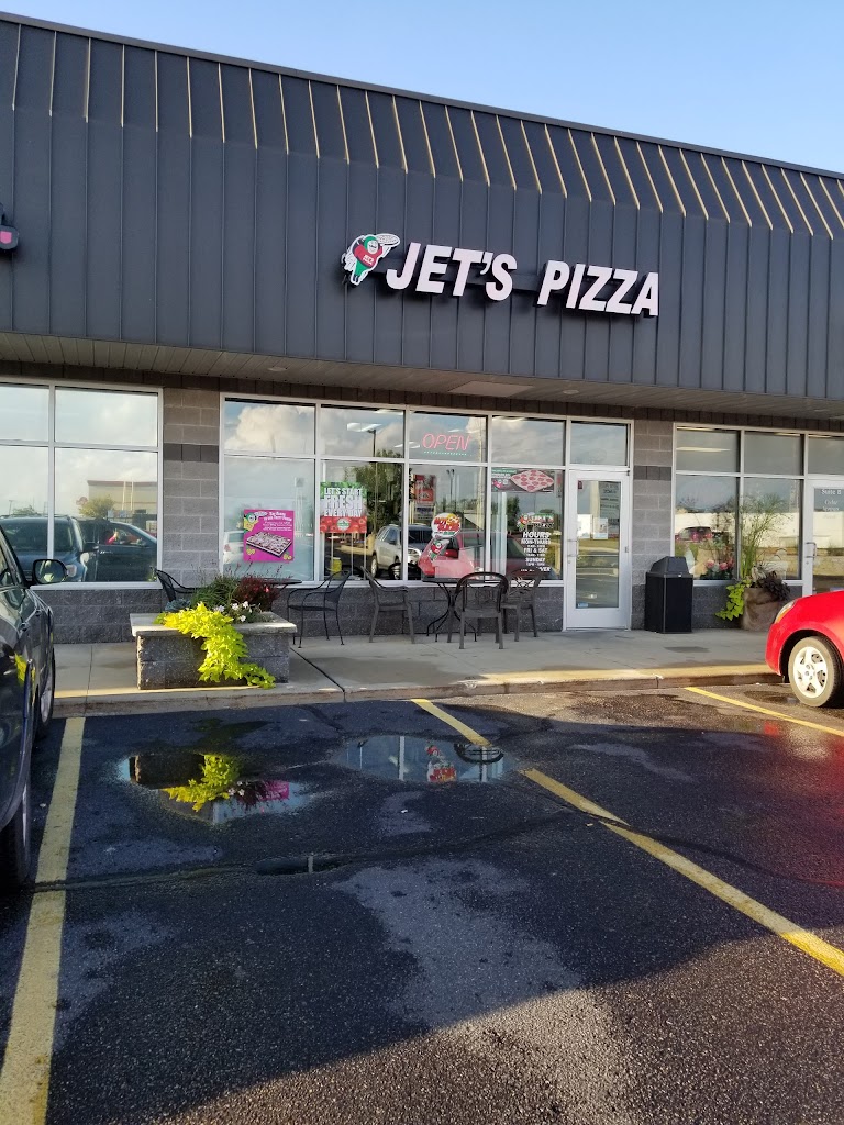 Jet's Pizza 49319