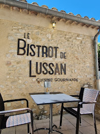 Atmosphère du Restaurant français Le Bistrot de Lussan - Cuisine Gourmande - n°7