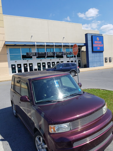 Movie Theater «Regal Cinemas Martinsburg 10», reviews and photos, 950 Foxcroft Ave, Martinsburg, WV 25401, USA