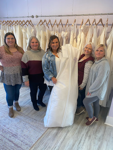 Bridal Shop «LUXEredux Bridal Boutique», reviews and photos, 1101 E 54th St, Indianapolis, IN 46220, USA