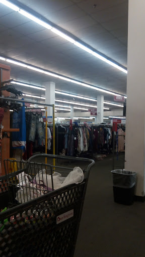 Clothing Store «Burlington Coat Factory», reviews and photos, 9321 Telegraph Rd, Redford Charter Twp, MI 48239, USA
