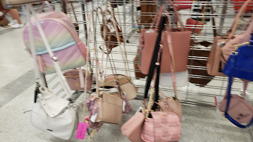 Clothing Store «Ross Dress for Less», reviews and photos, 13715 W Bell Rd, Surprise, AZ 85374, USA