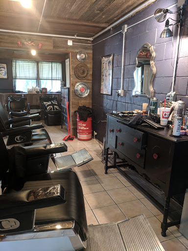 Hair Salon «BlackHearts BarberShop and HairParlour», reviews and photos, 4328 State Line Rd, Kansas City, KS 66103, USA