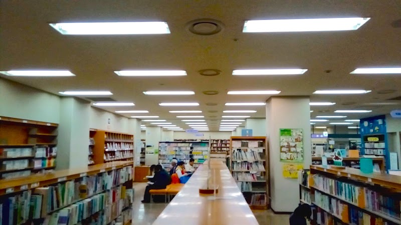 神戸市立垂水図書館