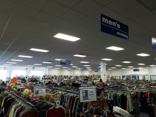 Thrift Store «Goodwill», reviews and photos, 2121 Holliday Dr, Dubuque, IA 52002, USA