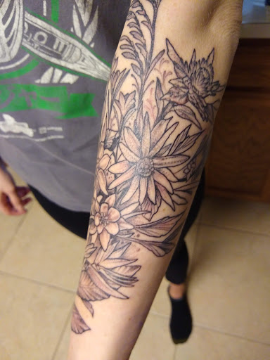 Tattoo Shop «Sacred Dagger Tattoo Studio», reviews and photos, 1131 21st St, Vero Beach, FL 32960, USA