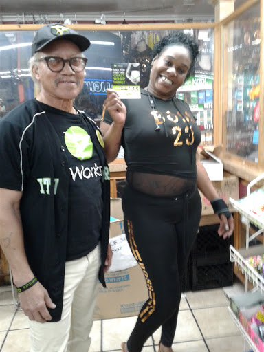 Grocery Store «Fair Park Grocery», reviews and photos, 2203 Lagow St, Dallas, TX 75210, USA