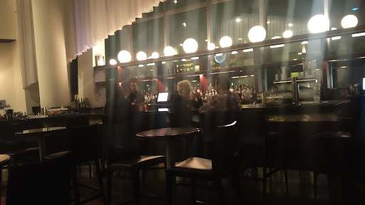 Shopping Mall «Sherman Oaks Galleria», reviews and photos, 15301 Ventura Blvd, Sherman Oaks, CA 91403, USA