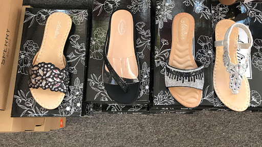 Shoe Store «Pix Shoes of Louisville», reviews and photos, 201 S Preston St, Louisville, KY 40202, USA