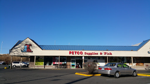 Pet Supply Store «Petco Animal Supplies», reviews and photos, 955 Ferry Blvd, Stratford, CT 06614, USA