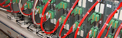Esquinas Electricidad y Automatismos en Manresa, Barcelona