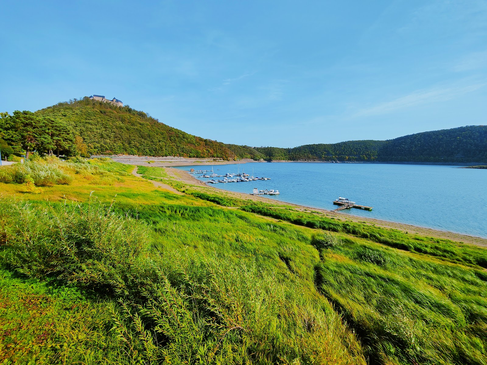Photo de Strandbad Edersee avec un niveau de propreté de très propre