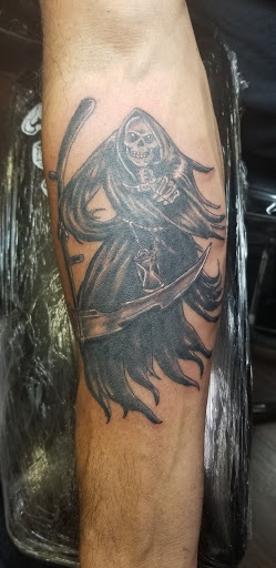 Explore tattoo ideas for hands men, creative tattoo ideas in Wenatchee, available at Rebels Tattoo Studio