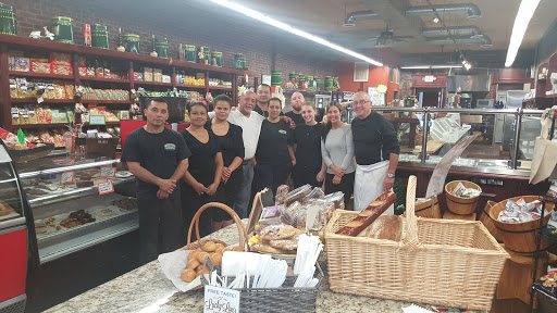 Gourmet Grocery Store «Frank and Marias», reviews and photos, 10 W Main St, Bay Shore, NY 11706, USA