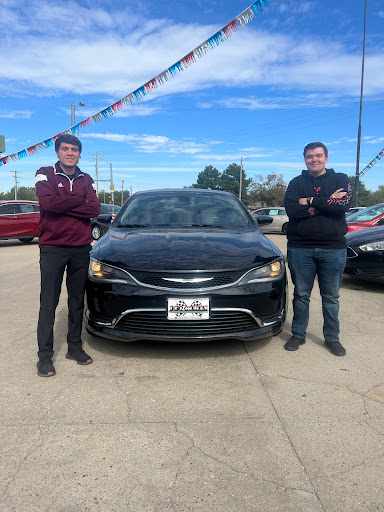 Used Car Dealer «D.E.L. Motors», reviews and photos