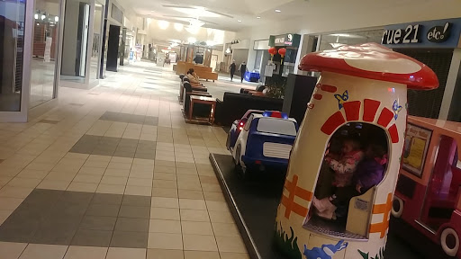 Shopping Mall «Forest Mall», reviews and photos, 835 W Johnson St, Fond du Lac, WI 54935, USA