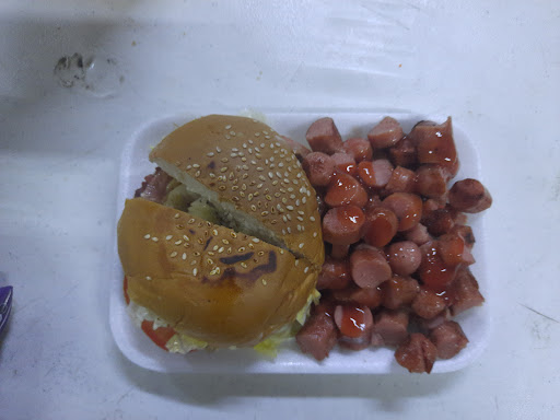 Hot dogs y hamburguesas El Gran Maestro