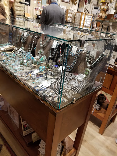 Jewelry Store «Silver Feather Jewelry & Gifts», reviews and photos, 5 St George St B, St Augustine, FL 32084, USA