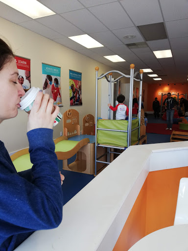 Shopping Mall «Laurelwood Shopping Center», reviews and photos, 1206 W Hillsdale Blvd, San Mateo, CA 94403, USA