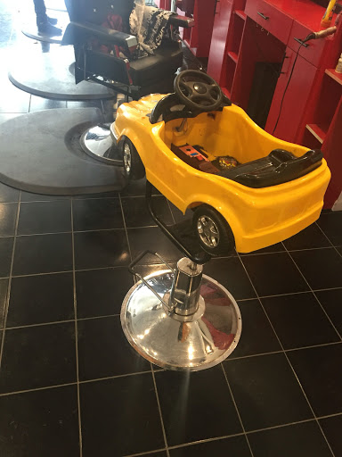 Barber Shop «A&J Barber Shop Phone Repairs», reviews and photos, 3403 Avenue S, Brooklyn, NY 11234, USA