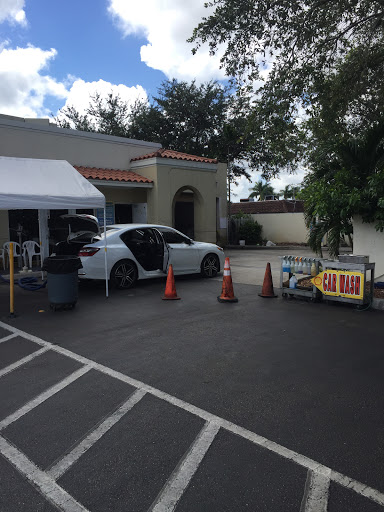 Chumi Car Wash en Miramar