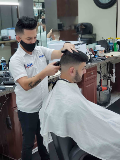 Barber Shop «Edge Barber Shop», reviews and photos, 5568 S Flamingo Rd, Cooper City, FL 33330, USA