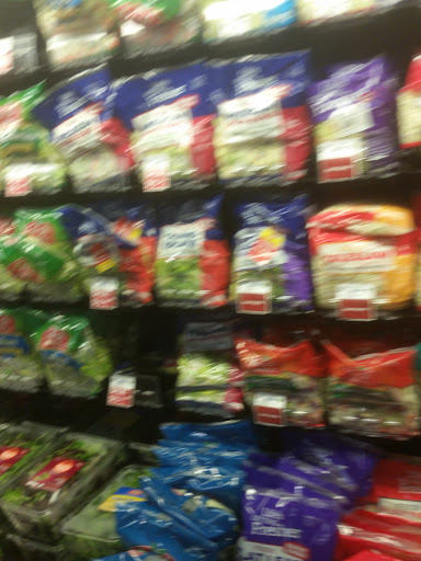 Supermarket «Giant Eagle Supermarket», reviews and photos, 1029 W View Park Dr, West View, PA 15229, USA