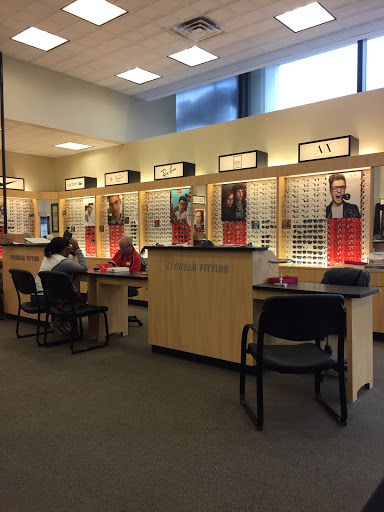Eye Care Center «Davis Visionworks», reviews and photos, 600 Old Country Rd, Garden City, NY 11530, USA