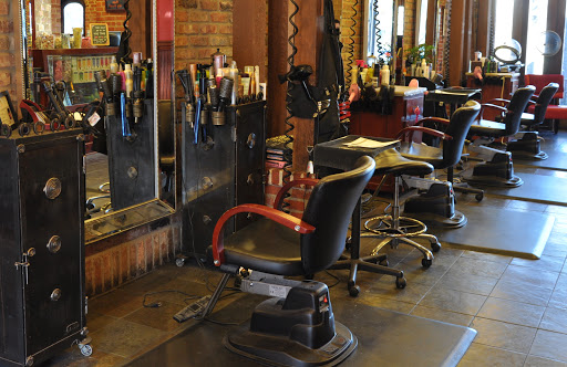 Hair Salon «The Upper Hand Salon: River Oaks», reviews and photos, 1905 Westheimer Rd, Houston, TX 77098, USA