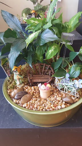 Florist «Shananne Cain Florist Inc», reviews and photos, 123 N Central Ave, Umatilla, FL 32784, USA