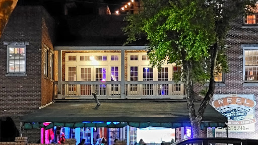 Bar & Grill «Reel Cafe», reviews and photos, 100 S Front St, Wilmington, NC 28401, USA