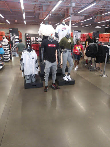Clothing Store «Nike Factory Store», reviews and photos, 6200 Grand River Blvd E #542, Leeds, AL 35094, USA