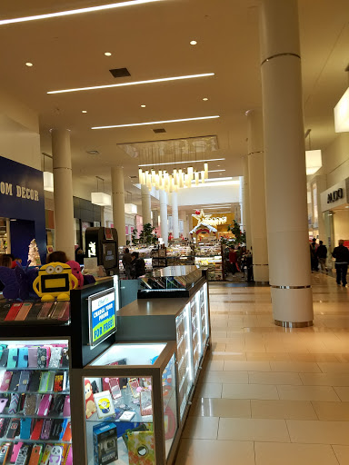 Shopping Mall «Monmouth Mall», reviews and photos, 180 New Jersey 35, Eatontown, NJ 07724, USA